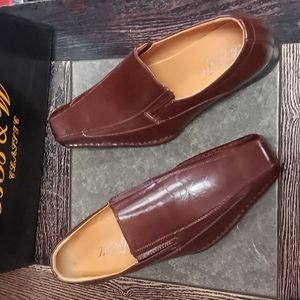 brown dress shoe